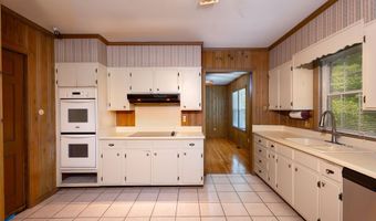 3202 Old Dawson Rd, Albany, GA 31707