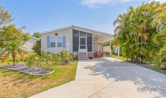 810 Wren Cir, Barefoot Bay, FL 32976