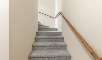 99 Dockside Ln, Belfast, ME 04915