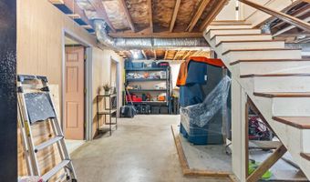 1604 Avondale Dr, Altavista, VA 24517