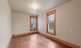 416 Allis St, Adrian, MI 49221