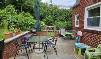 165 RACE St, Ambler, PA 19002