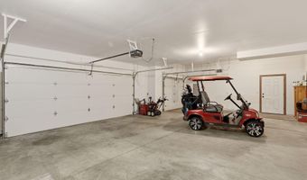 150 Links Dr, Blanchard, ID 83804