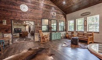 240 Magnolia Ln, Bennington, OK 74723