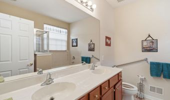 14 Hidden Lake Cir, Barnegat, NJ 08005