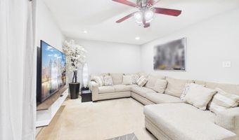 33 STEPHANIE Dr, Bear, DE 19701