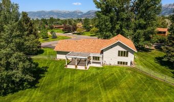 353 Sacajawea Peak Dr, Bozeman, MT 59718