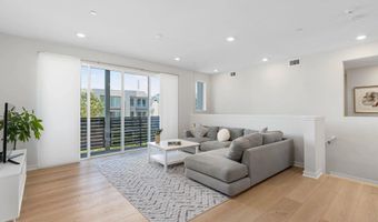 10443 Newbliss Way, San Diego, CA 92126
