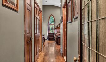 82 W 34TH St, Bayonne, NJ 07002