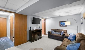 4121 Brook Ridge Dr, Arnold, MO 63010