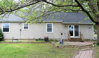 916 3Rd Ave, Ackley, IA 50601