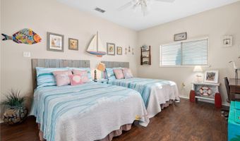 124 Sea View Dr, Aransas Pass, TX 78336