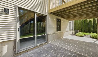 14 Deer Park Rd, Bristol, CT 06010