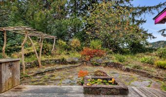 44072 Anderson Ln, Astoria, OR 97103