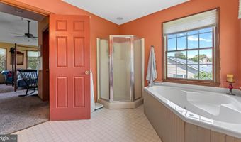5 WATERWHEEL Cir, Dover, DE 19901