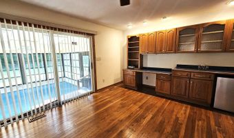 9616 Zimmer Dr, Algonquin, IL 60102