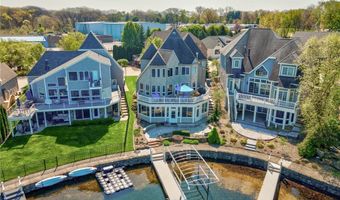 3836 Heron Watch Dr, Akron, OH 44319