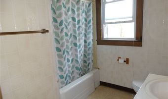 2211 Davidson St, Aliquippa, PA 15001