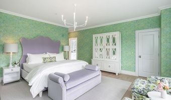 78 Rhode Island Ave 6, Newport, RI 02840