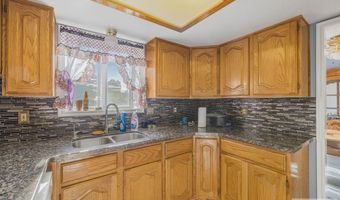 2375 Clover Ln, Blackfoot, ID 83221
