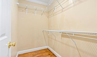 528 GENELDA Ave 23, Auburn, AL 36832