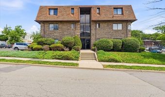 10 Cross St, Belleville, NJ 07109