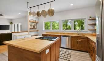 7330 Roberts Rd, Arena, WI 53503