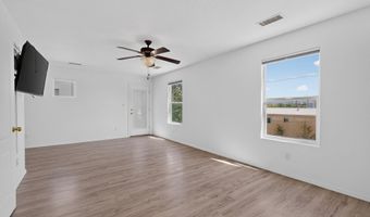 2104 San Venito Rd NW, Albuquerque, NM 87104
