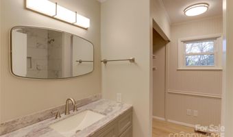 69 First St, Asheville, NC 28803