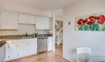 2025 N GLEBE Rd, Arlington, VA 22207