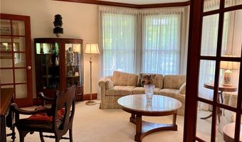 203 Randwood Dr, Amherst, NY 14068