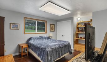 33844 Sunnyview Dr NE, Albany, OR 97322