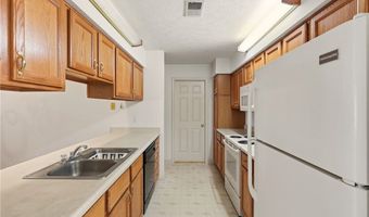 908 King Ridge Dr, Ashland, OH 44805