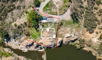28801 S Lakeshore Dr, Agoura Hills, CA 91301