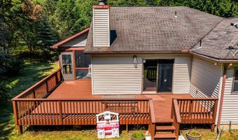 28 Penn Forest Trl, Albrightsville, PA 18210