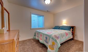 5635 S Clearfield Ln, Ammon, ID 83406