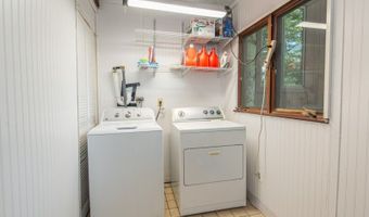 40 Brighton Rd, Andover, NJ 07821