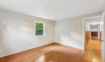 4712 SPRINGBROOK Dr, Annandale, VA 22003