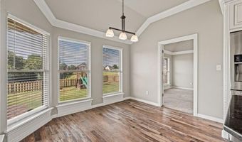 3309 Golf Course Dr, Alma, AR 72921