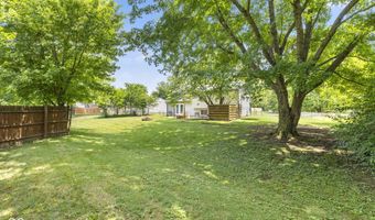 8536 Friendship Ln, Indianapolis, IN 46217