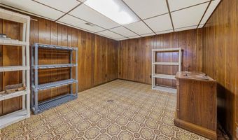 608 W Alden St, Arlington, MN 55307