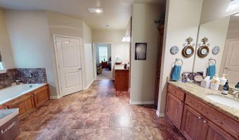 4 Sage Cir, Andrews, TX 79714