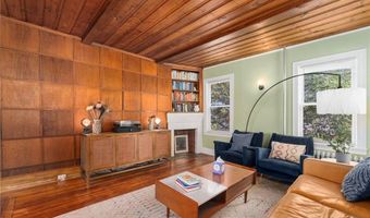 163 Bluff Ave, Cranston, RI 02905