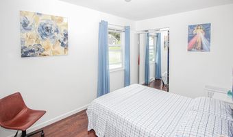 40 Grove Pl, Danbury, CT 06810