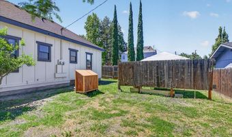 457 C St, Ashland, OR 97520