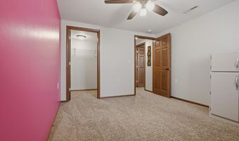 1211 N State St, Aberdeen, SD 57401