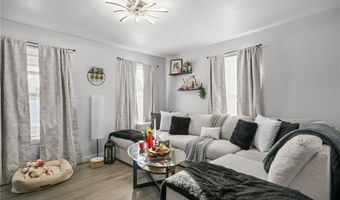 5 Nelson St, East Providence, RI 02916