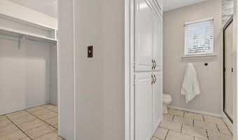 2318 Dorchester Dr, Bartlesville, OK 74006