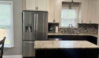 137 BROADMOOR Ln, Alabaster, AL 35007