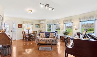 61 Pond Rd, Albion, ME 04910